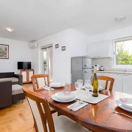 Dunja Apartmán