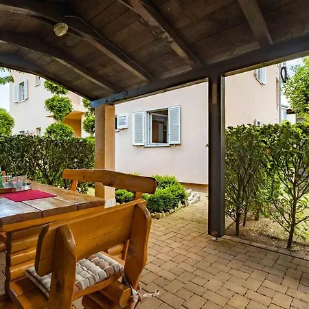 Dunja Apartmán *