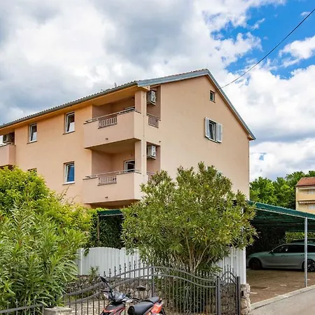 Apartment Dunja