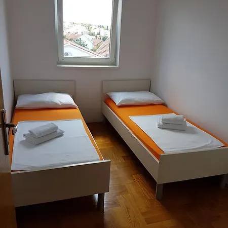 Apartment Dunja *