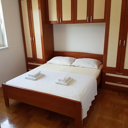 Apartamento Dunja *
