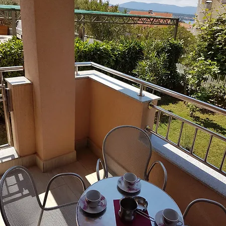 Dunja マリンスカ