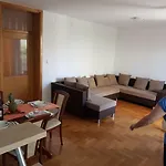 Dunja Appartamento Malinska