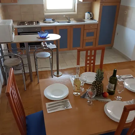 Apartment Dunja Malinska