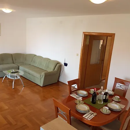 Apartment Dunja Malinska