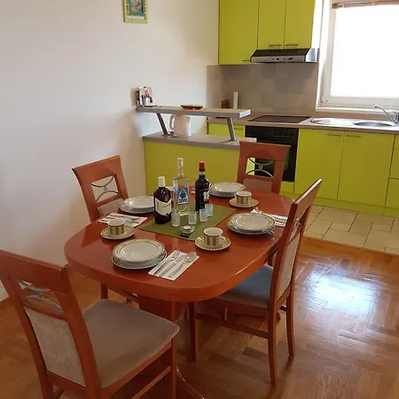 Apartment Dunja Malinska